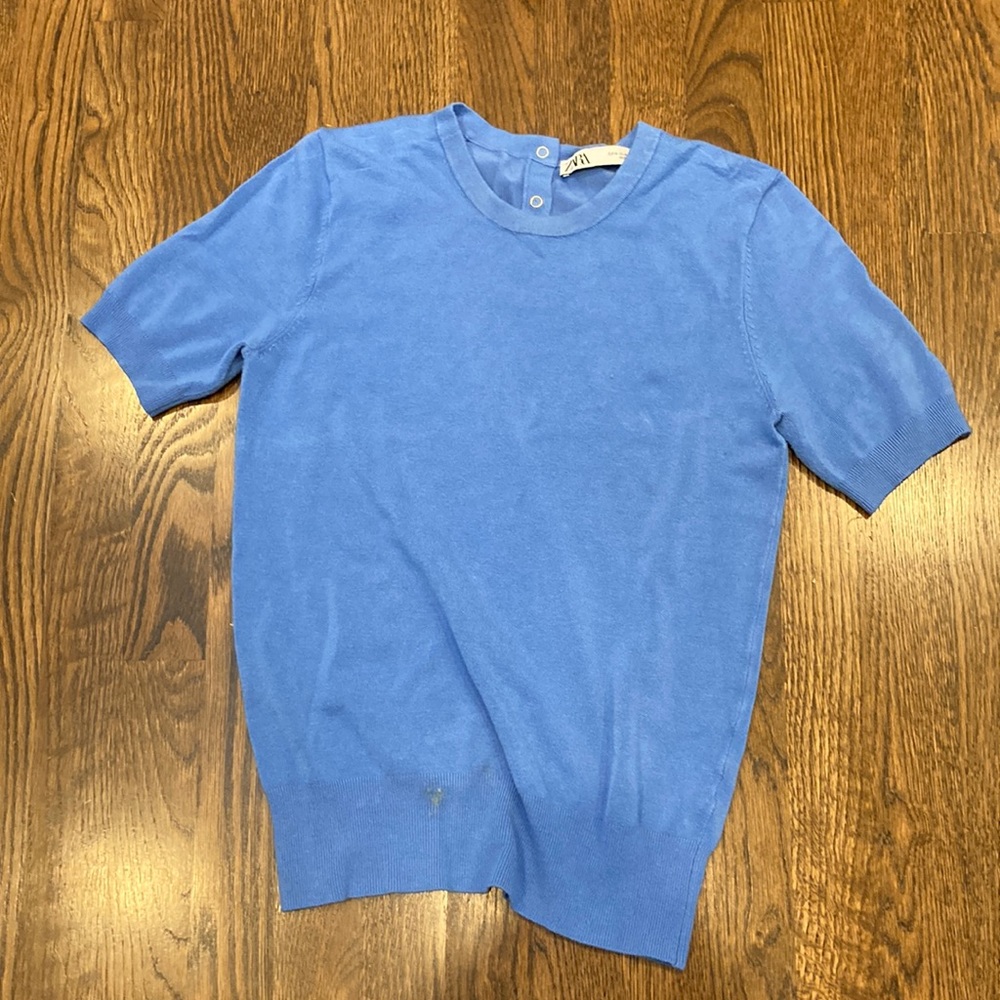 Zara short sleeved baby blue sweater